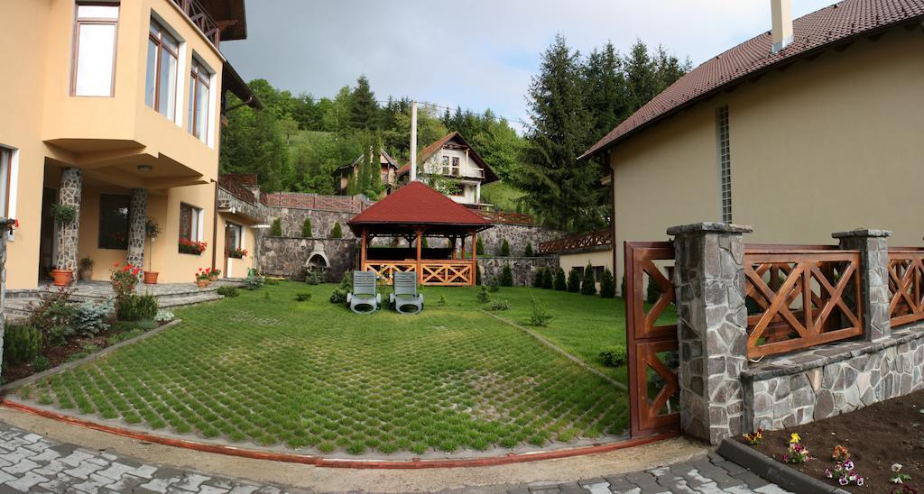 Pensiunea Amnesia Sovata Esterno foto